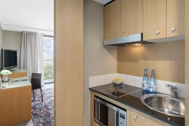 Executive Stüdyo, Balkon