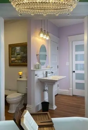 Luxury Tek Büyük Yataklı Oda