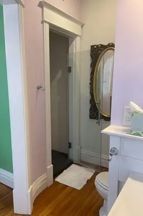 Luxury Tek Büyük Yataklı Oda