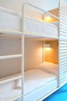 Ortak Ranzalı Oda, Karma Ranzalı Oda (1 Bed in an 8-Bed Mixed Dorm)