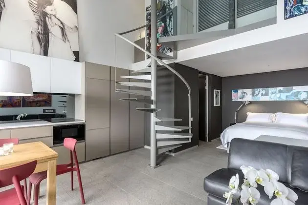 Premier Çatı Katı (Loft)