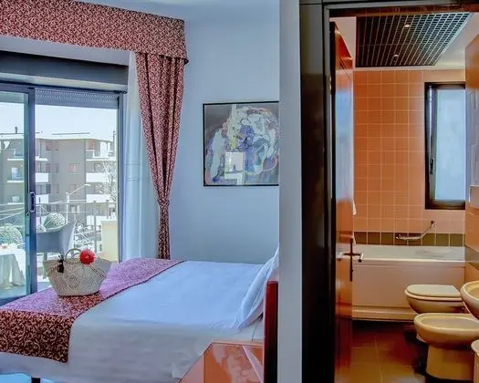 Classic Tek Büyük Yataklı Oda