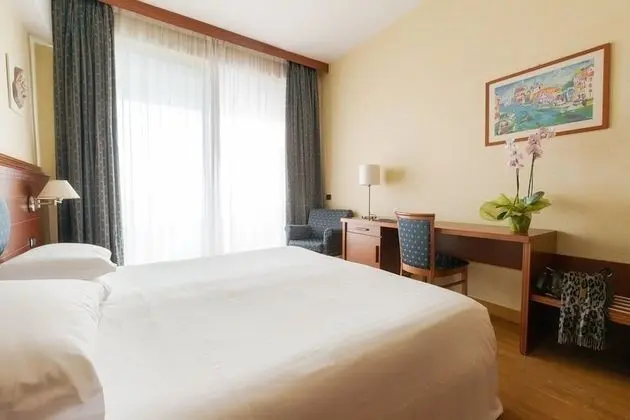 Superior Tek Büyük veya İki Ayrı Yataklı Oda, Deniz Manzaralı