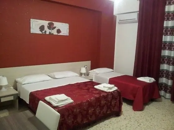 Üç Kişilik Oda