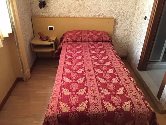 Tek Kişilik Oda