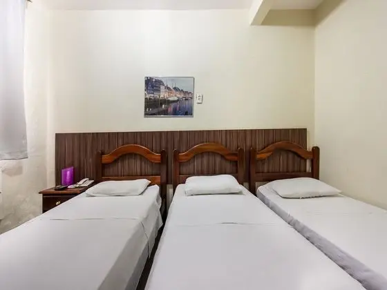 Üç Kişilik Oda