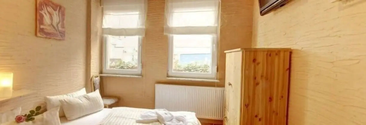 Tek Büyük Yataklı Oda, 1 Büyük (Queen) Boy Yatak