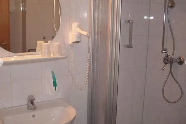 Tek Büyük Yataklı Oda, Balkon