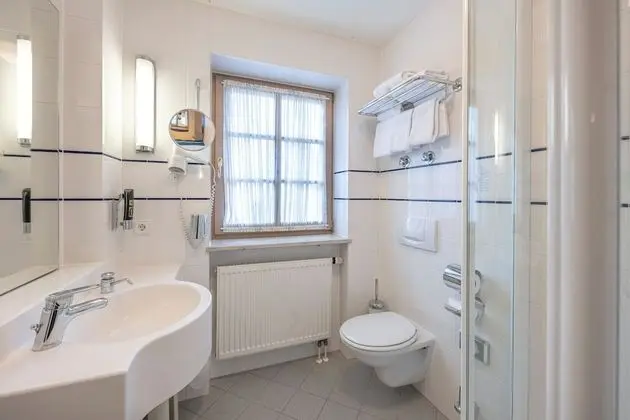 Tek Büyük Yataklı Oda, Balkon