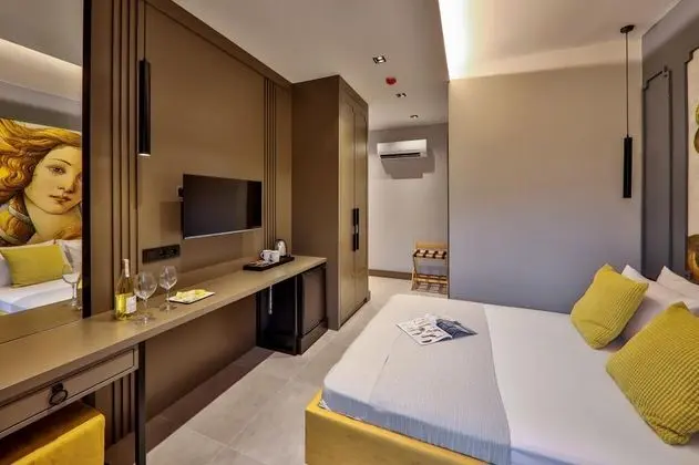 Bahçe Katı Standart Oda, Bahçe Manzaralı, Balkonlu