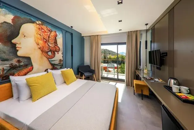 Deluxe Oda Giriş Katı, Bahçe Manzaralı, Balkonlu