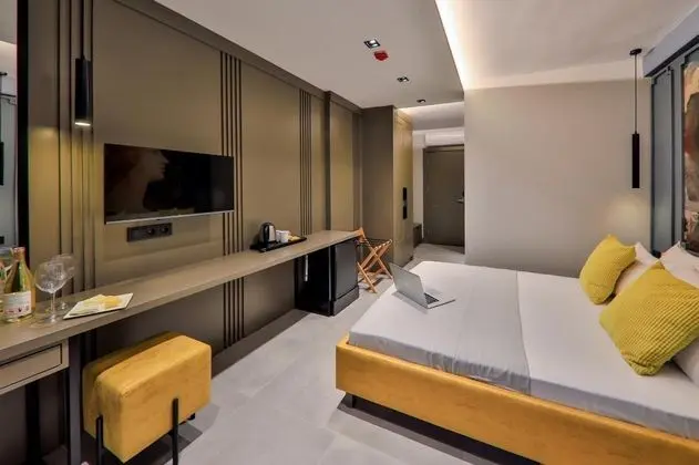 Deluxe Oda Giriş Katı, Bahçe Manzaralı, Balkonlu