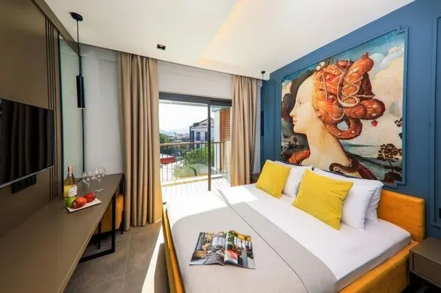 Standart Oda, Bahçe Manzaralı, Balkonlu