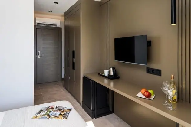 Standart Oda, Bahçe Manzaralı, Balkonlu