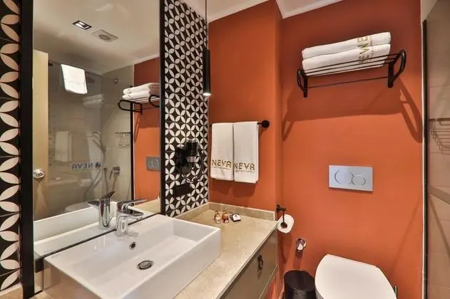 Standart Oda, Bahçe Manzaralı, Balkonlu