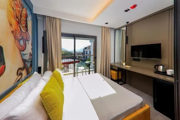 Standart Oda, Bahçe Manzaralı, Balkonlu