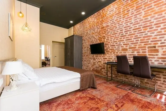 Comfort Tek Büyük veya İki Ayrı Yataklı Oda