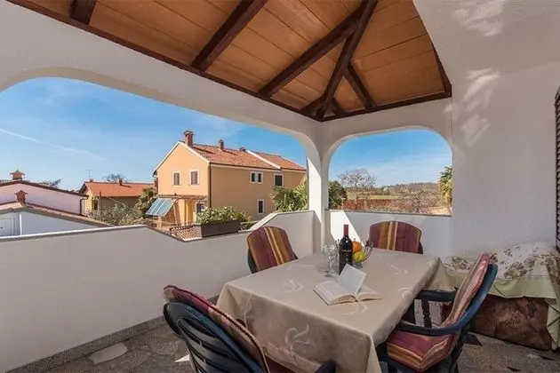 Apart Daire (Neva - great location - A3 prvi kat d)