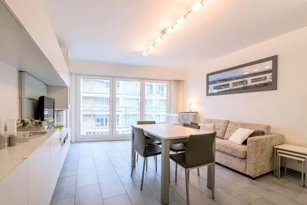 Apart Daire, 1 Çift Kişilik Yatak ve Çekyat, Sigara İçilmez