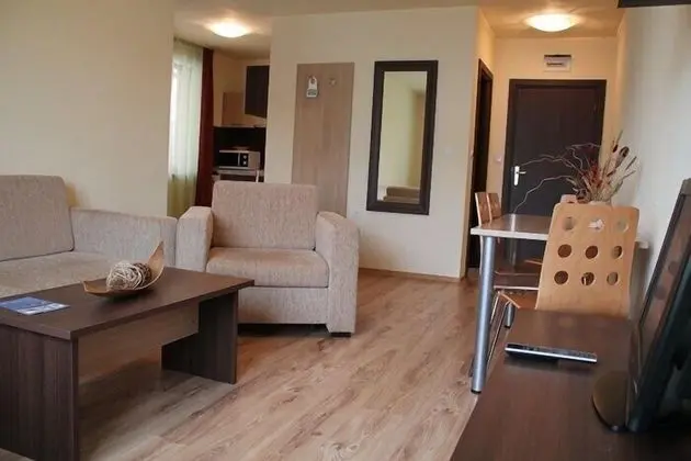 Basic Apart Daire, Balkon, Dağ Manzaralı