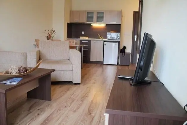 Basic Apart Daire, Balkon, Dağ Manzaralı