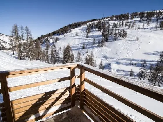 Superior Tek Büyük Yataklı Oda, 1 En Büyük (King) Boy Yatak, Balkon, Dağ Manzaralı