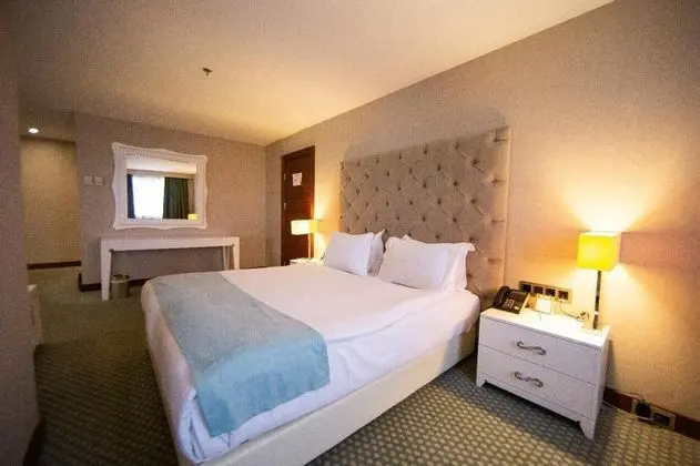 Standart Oda, Şehir Manzaralı