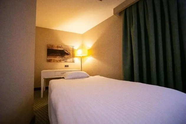 Triple, Şehir Manzaralı