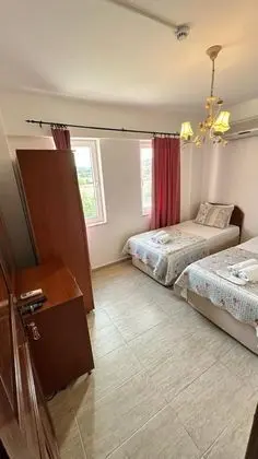 Çift Kişilik,Bahçe veya Sokak Manzaralı,2. Kat