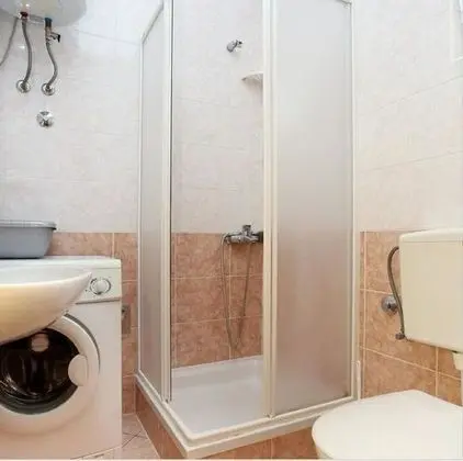 Apart Daire (Neve - 100 m from pebble beach - A1(4)