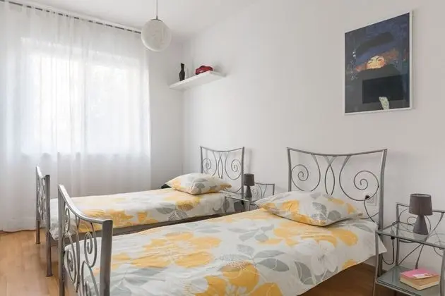 Apart Daire (Neven - comfortable & great location )