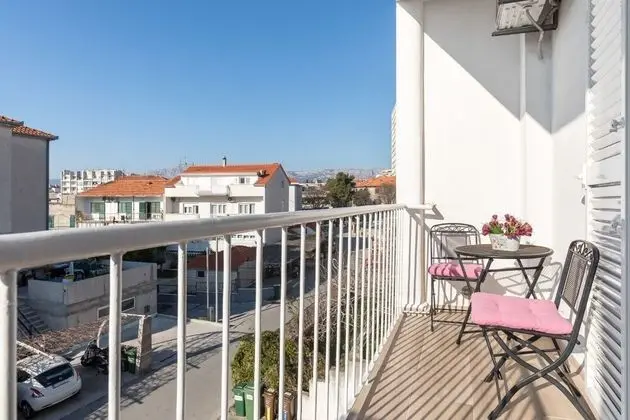 Apart Daire (Neven - comfortable & great location )