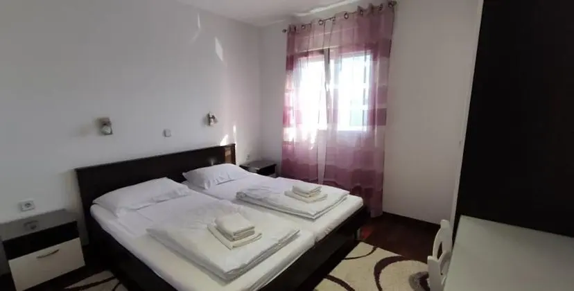 Apart Daire (Neven - economic apartment close to s)