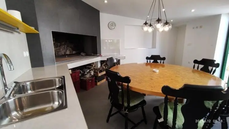 Apart Daire (Neven - economic apartment close to s)