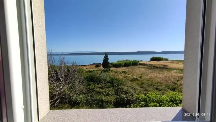 Apart Daire (Neven - economic apartment close to s)
