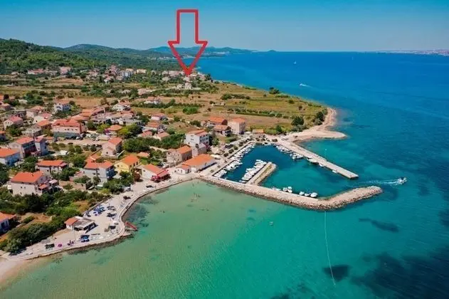 Apart Daire (Neven - economic apartment close to s)