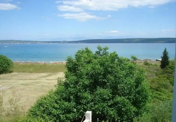 Apart Daire (Neven - economic apartment close to s)