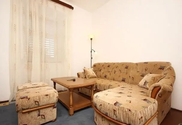 Apart Daire (Nevenkos - 20 m from beach - A1(6+1))