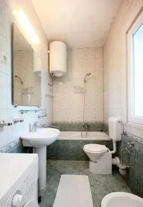 Apart Daire (Nevenkos - 20 m from beach - A1(6+1))