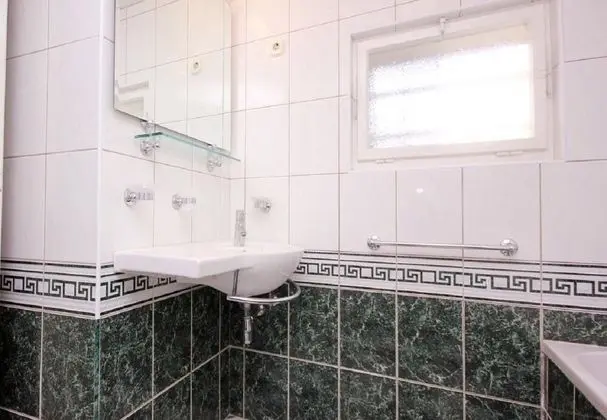 Apart Daire (Nevenkos - 20 m from beach - A1(6+1))