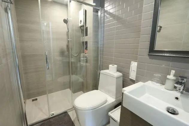 2-Bedroom Suite