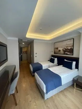 Standard Tek Büyük veya İki Ayrı Yataklı Oda