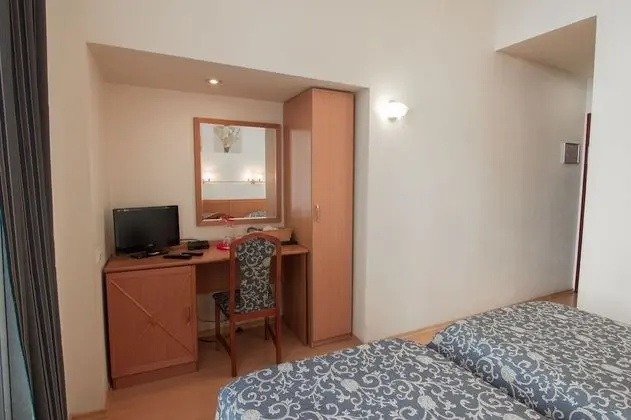 İki Ayrı Yataklı Oda (Blue Lounge)