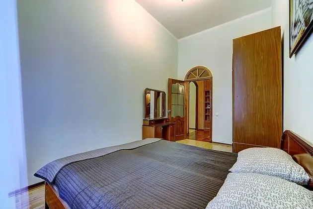 Apart Daire, 1 Yatak Odası, Jakuzi (Nevsky 65)