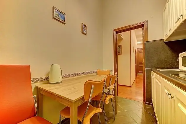 Apart Daire, 1 Yatak Odası, Mutfak (Nevsky 65)