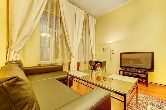 Apart Daire, 1 Yatak Odası, Mutfak (Nevsky 65)