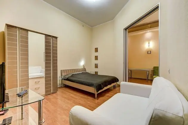 Apart Daire, 2 Yatak Odası (Nevsky 65)