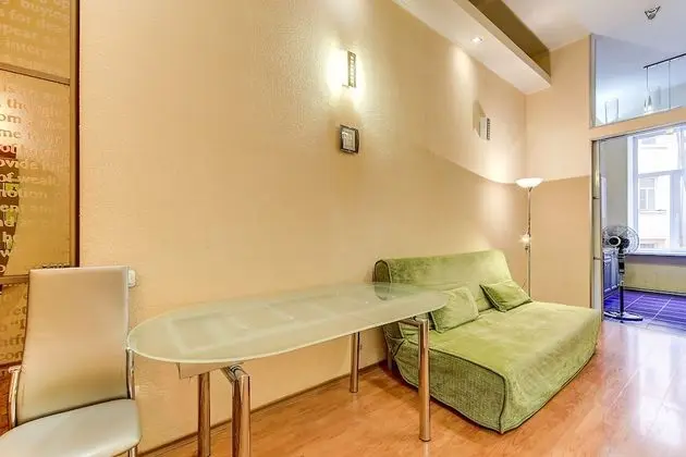 Apart Daire, 2 Yatak Odası (Nevsky 65)