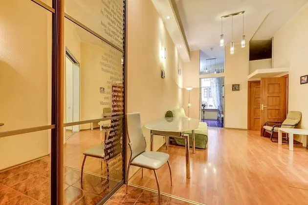 Apart Daire, 2 Yatak Odası (Nevsky 65)