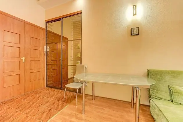 Apart Daire, 2 Yatak Odası (Nevsky 65)